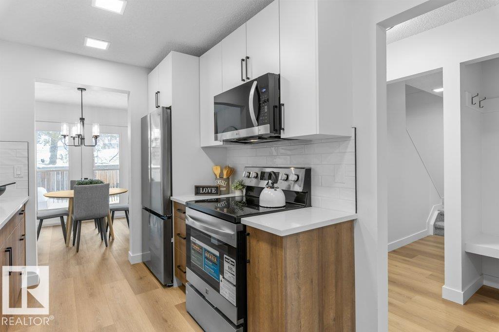 324 Grandin Village - 8