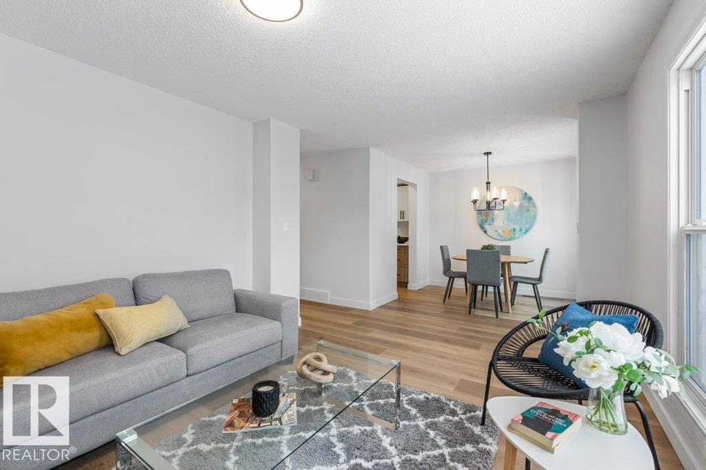 324 Grandin Village - 19