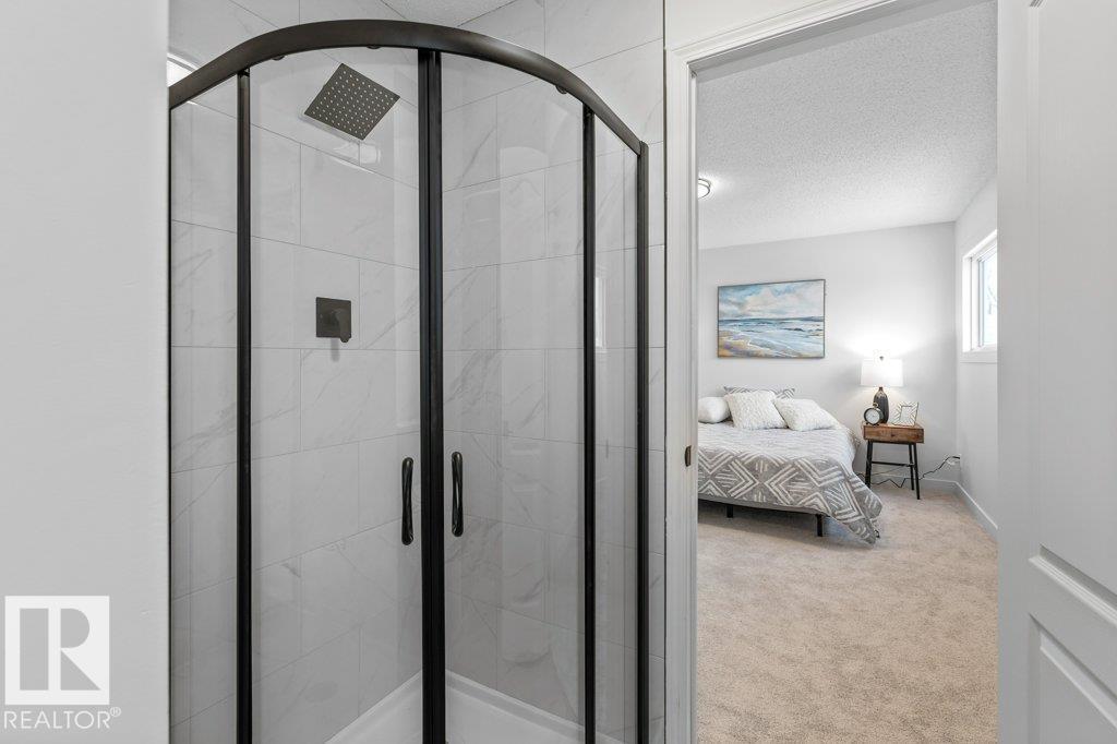 324 Grandin Village - 33