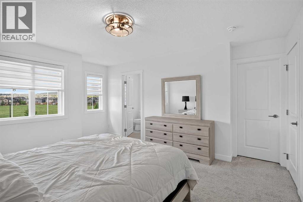 312 Heartland Way, Cochrane