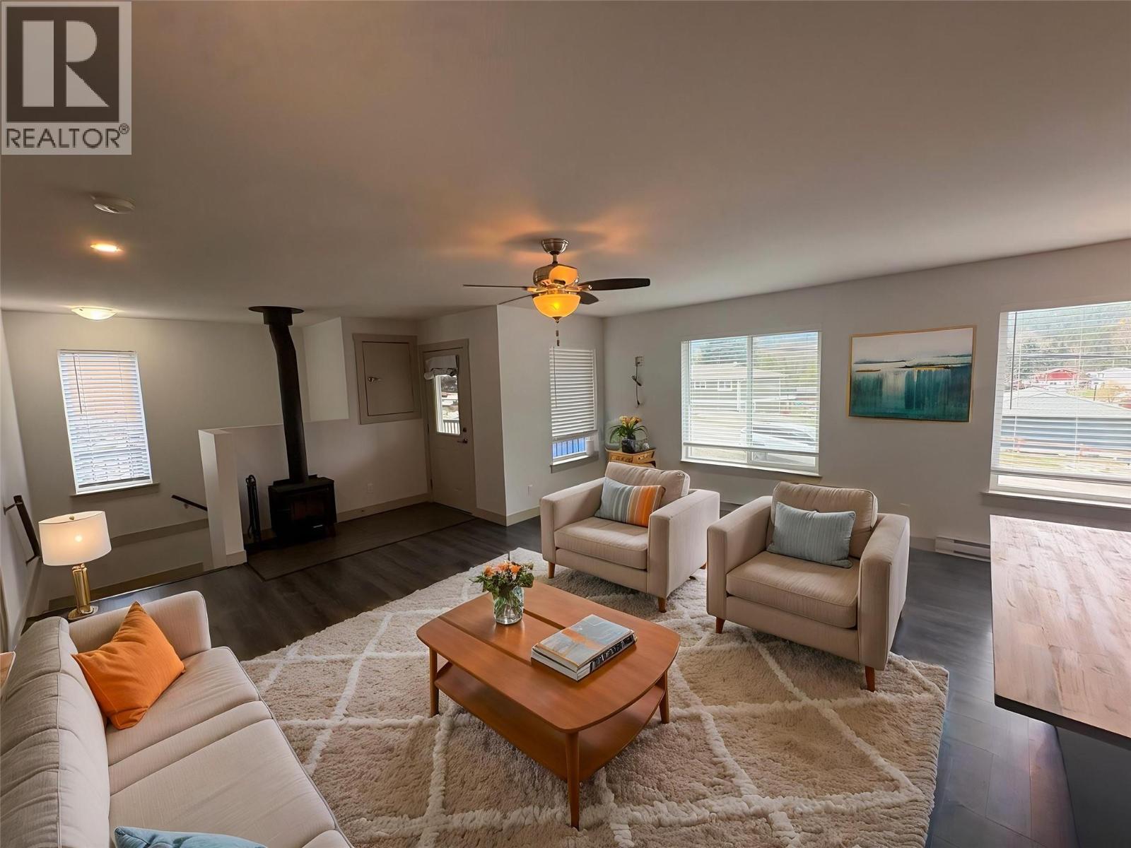 7370 Cahilty Crescent - 5