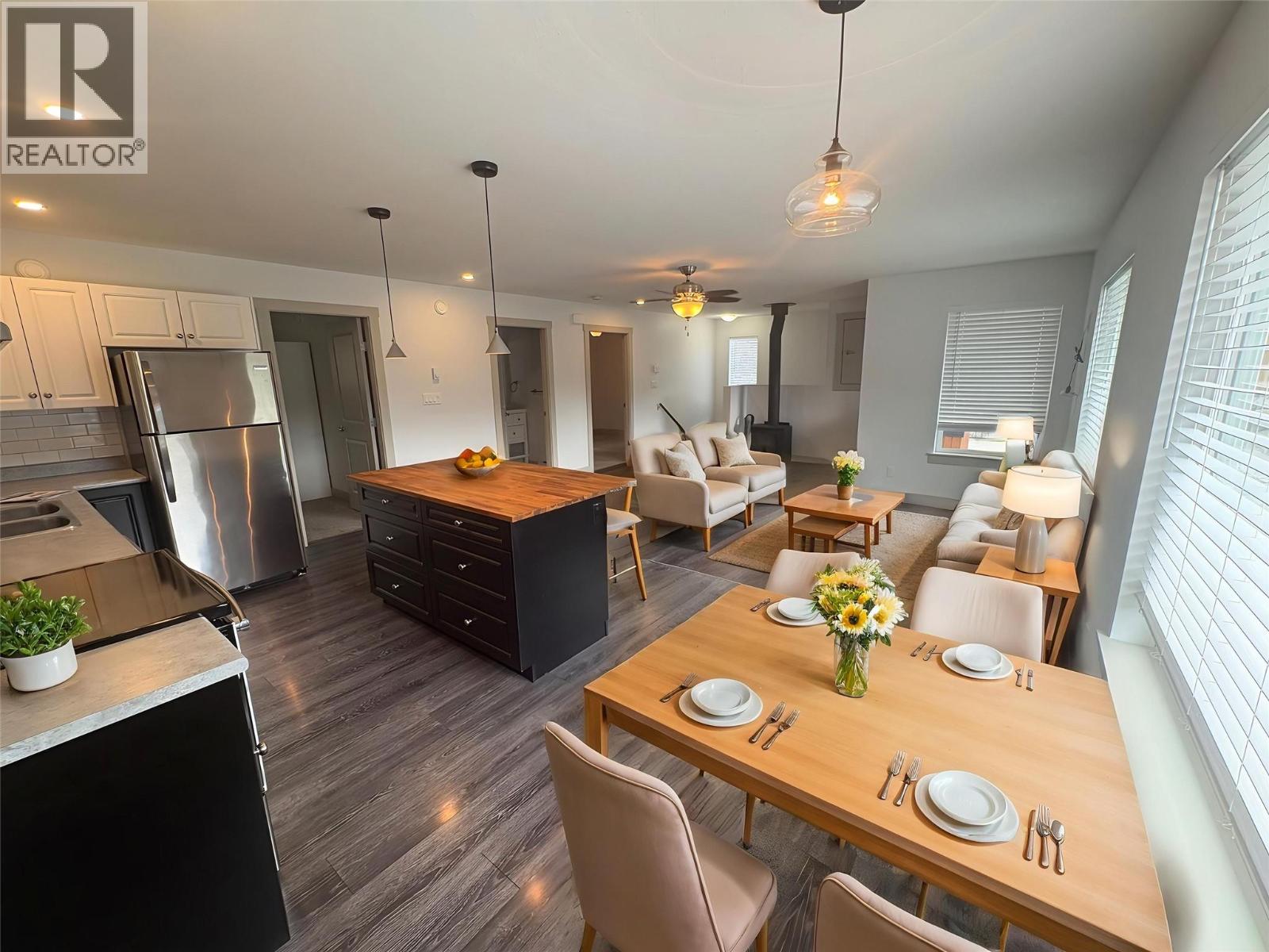 7370 Cahilty Crescent - 4