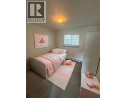 Primary Bedroom - 7370 Cahilty Crescent, Sun Peaks, BC V0E1Z1 Photo 10