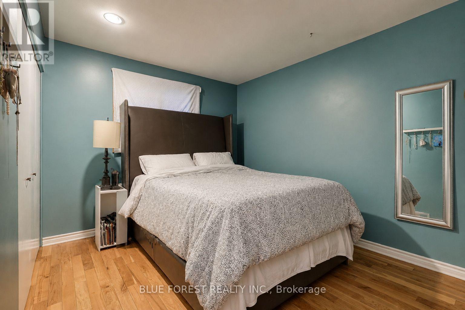 1674 ALDERSBROOK ROAD - 19