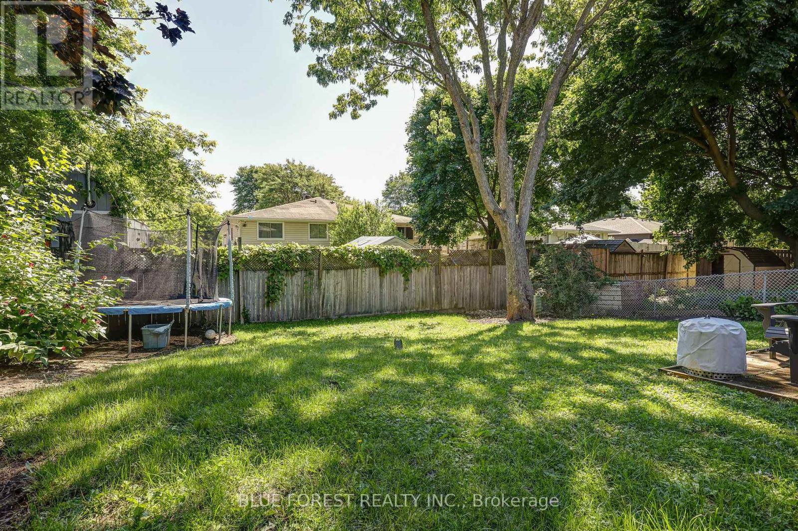1674 ALDERSBROOK ROAD - 37