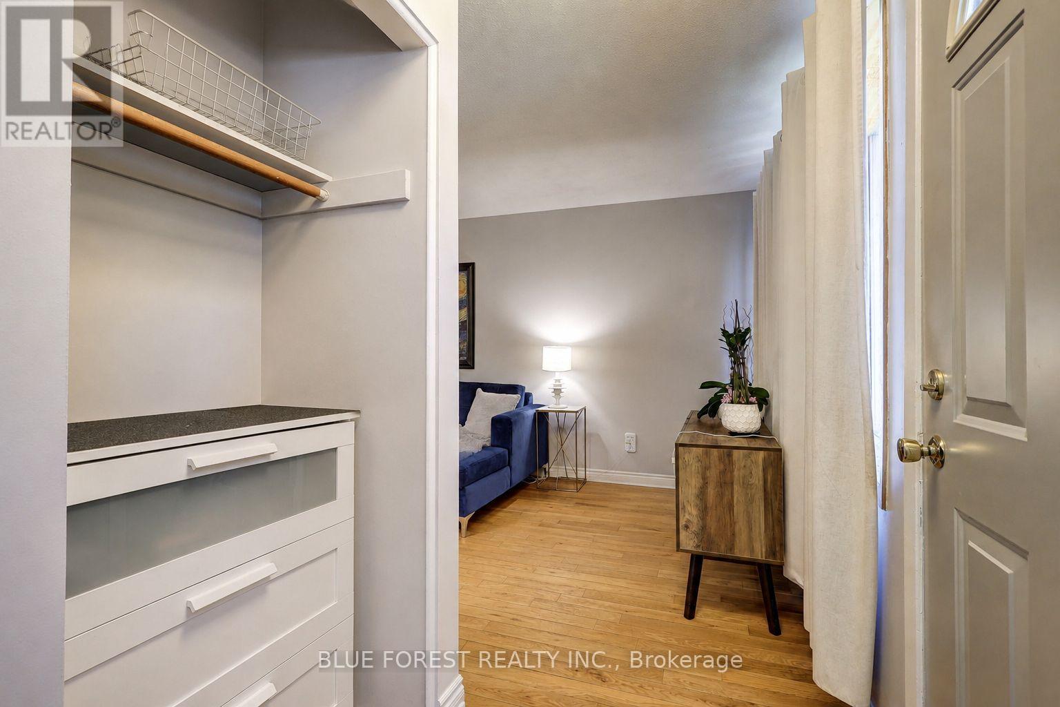1674 ALDERSBROOK ROAD - 4