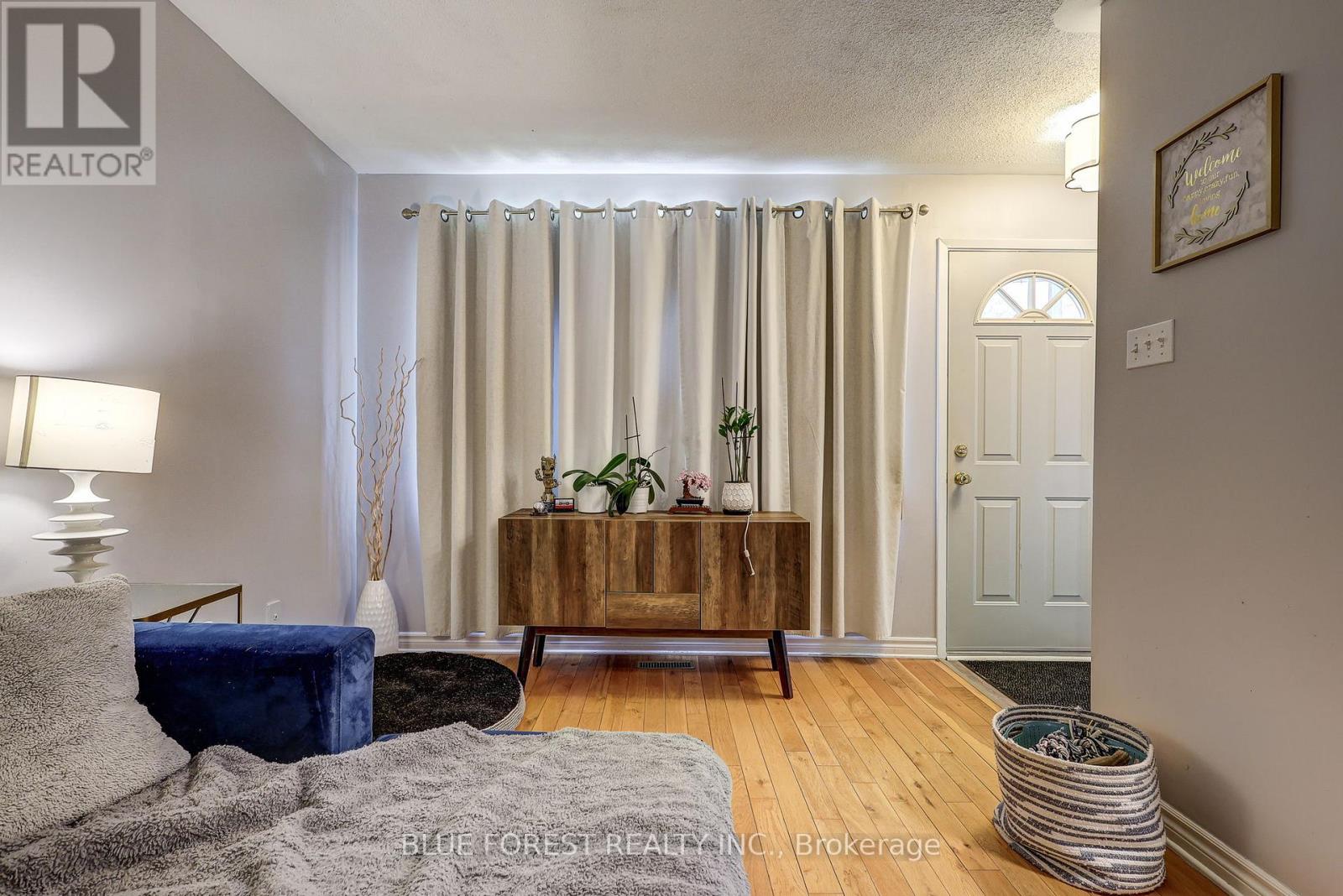 1674 ALDERSBROOK ROAD - 5
