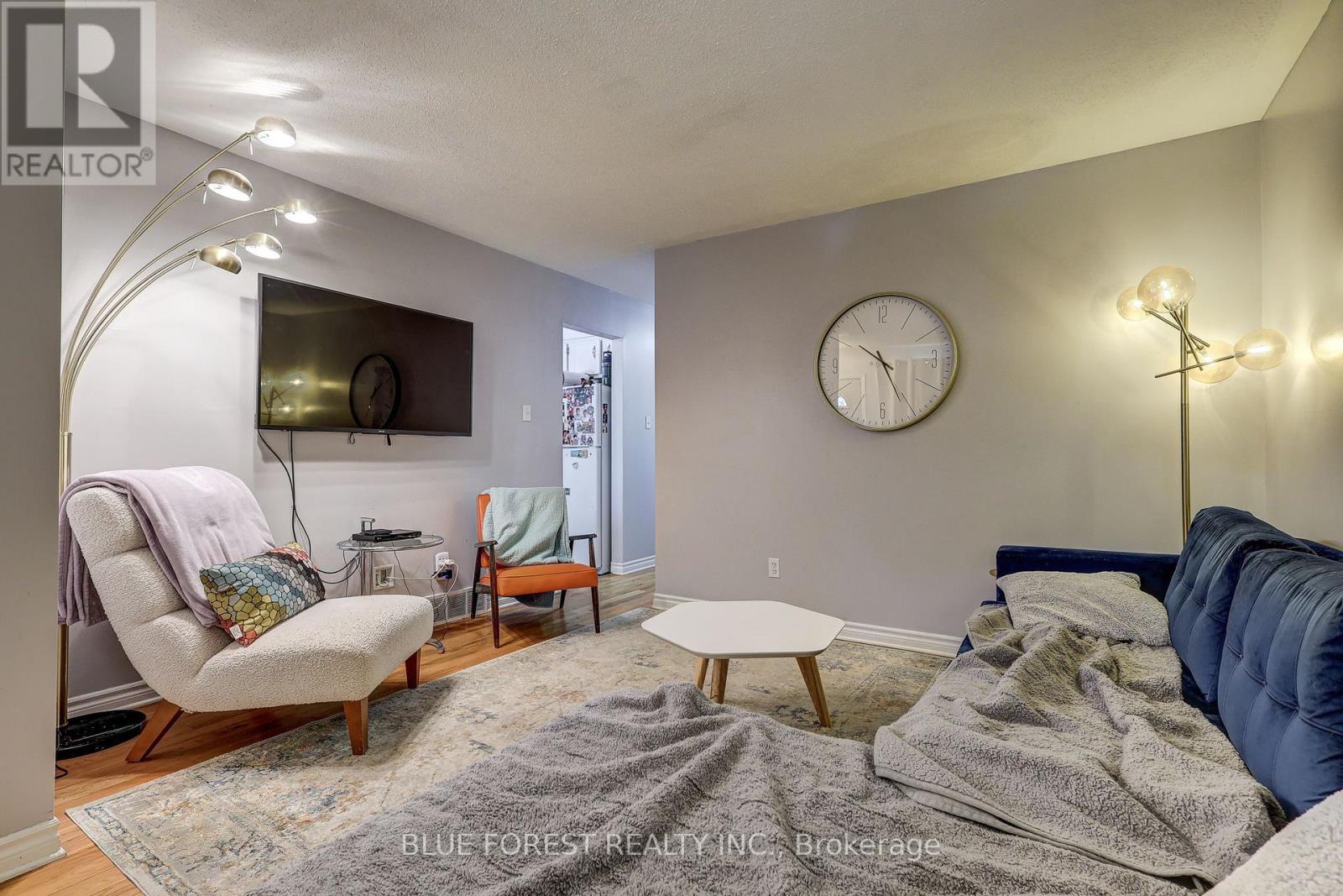 1674 ALDERSBROOK ROAD - 7