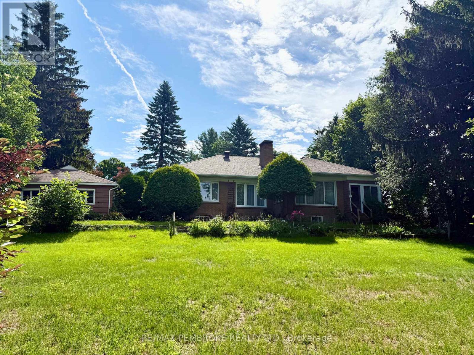 474 FRASER STREET - 30