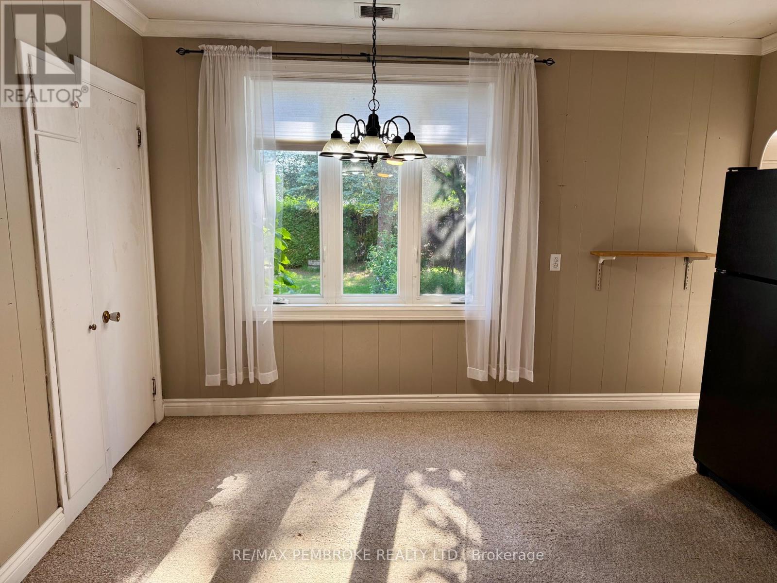 474 FRASER STREET - 7