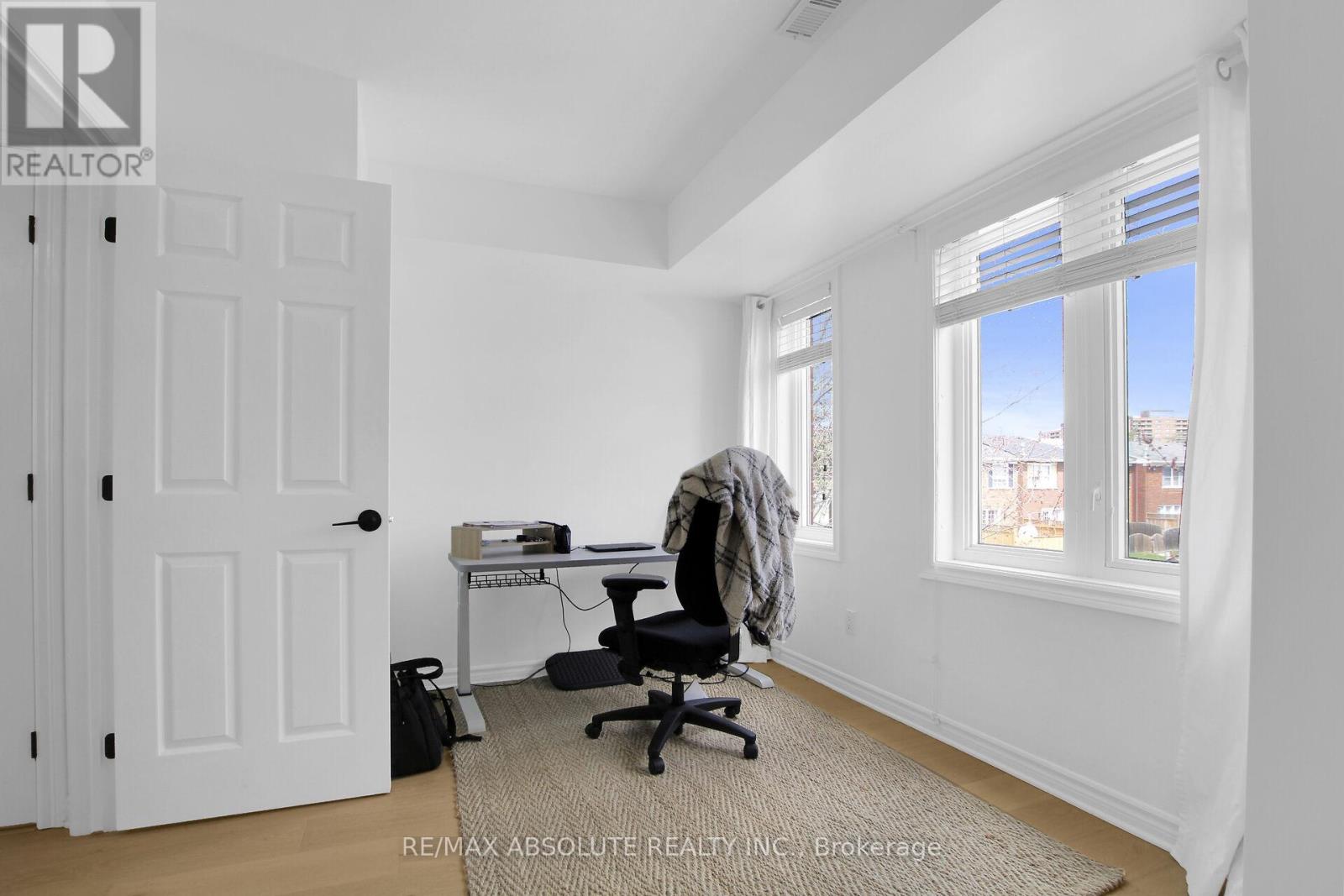 1350 GUTHRIE STREET - 27