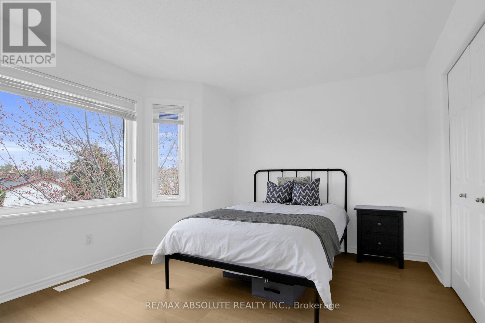 1350 GUTHRIE STREET - 41