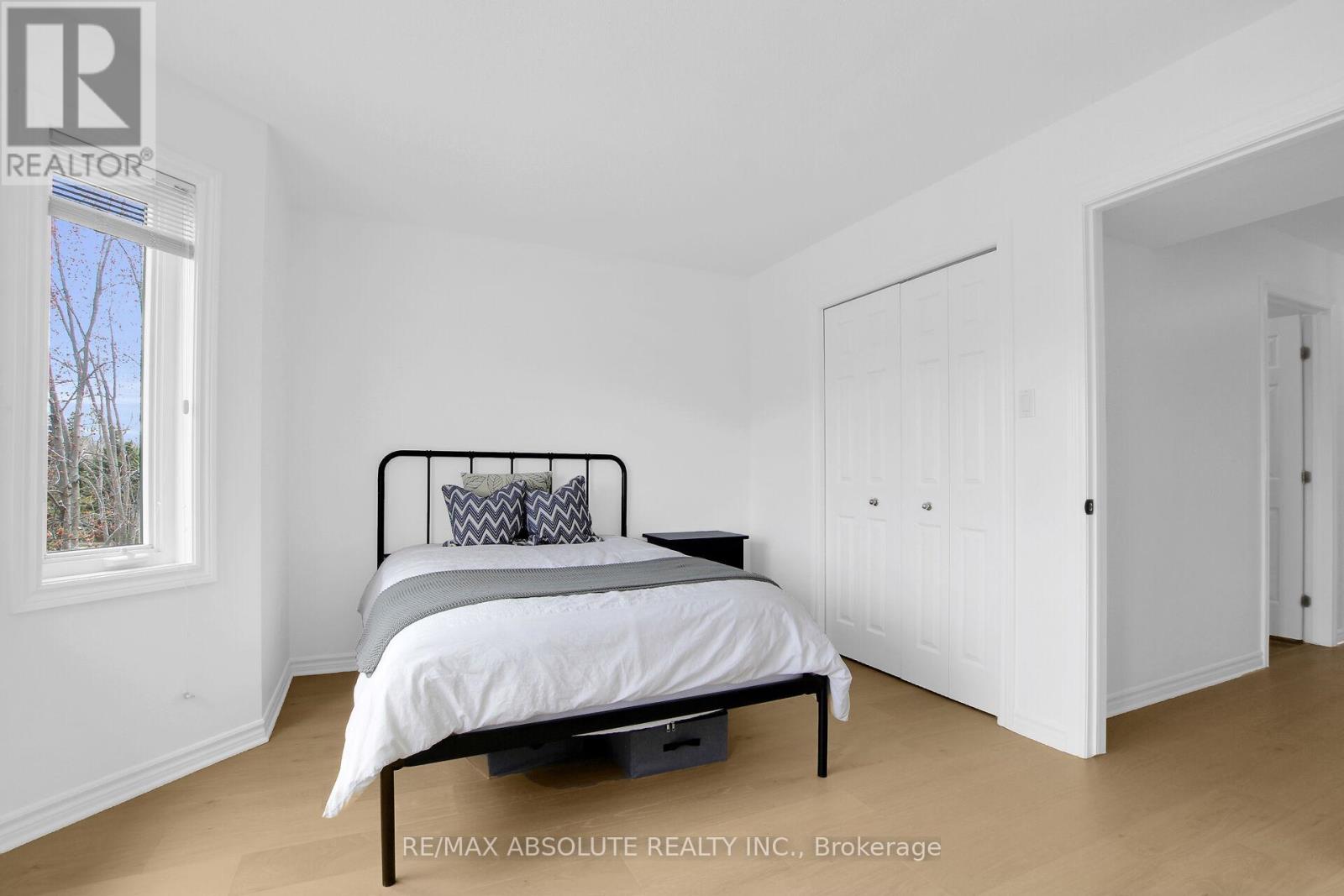 1350 GUTHRIE STREET - 44