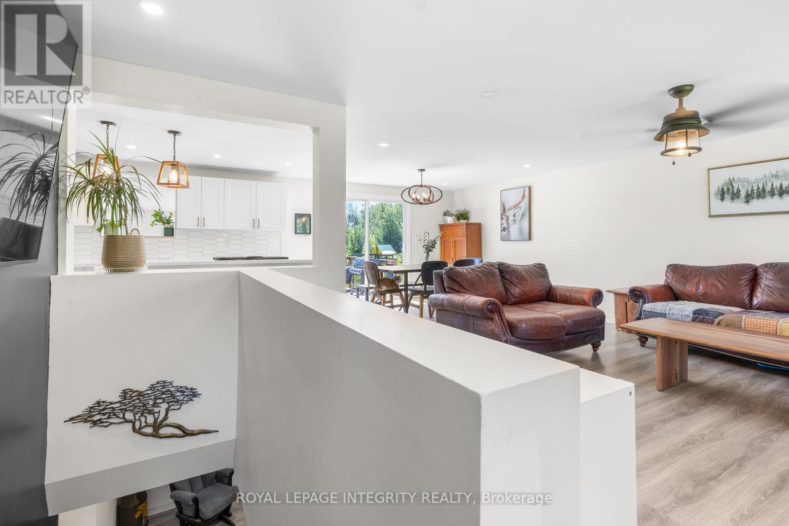 4228 O'NEIL ROAD - 34