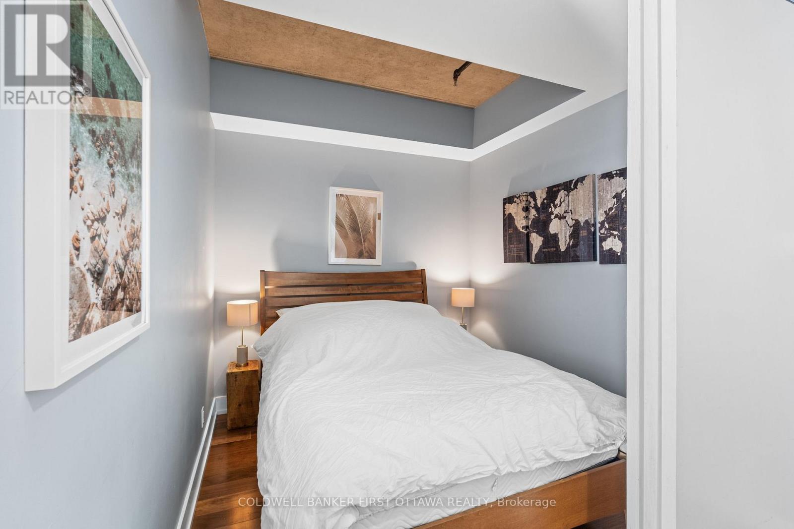 #209 360 MCLEOD STREET - 10