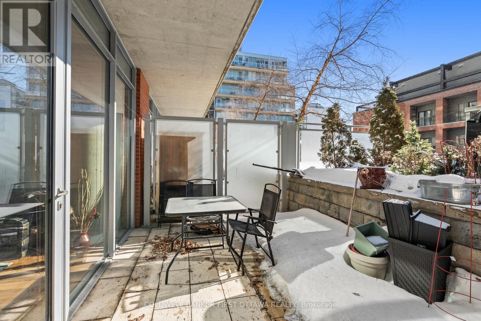 #209 360 MCLEOD STREET - 23