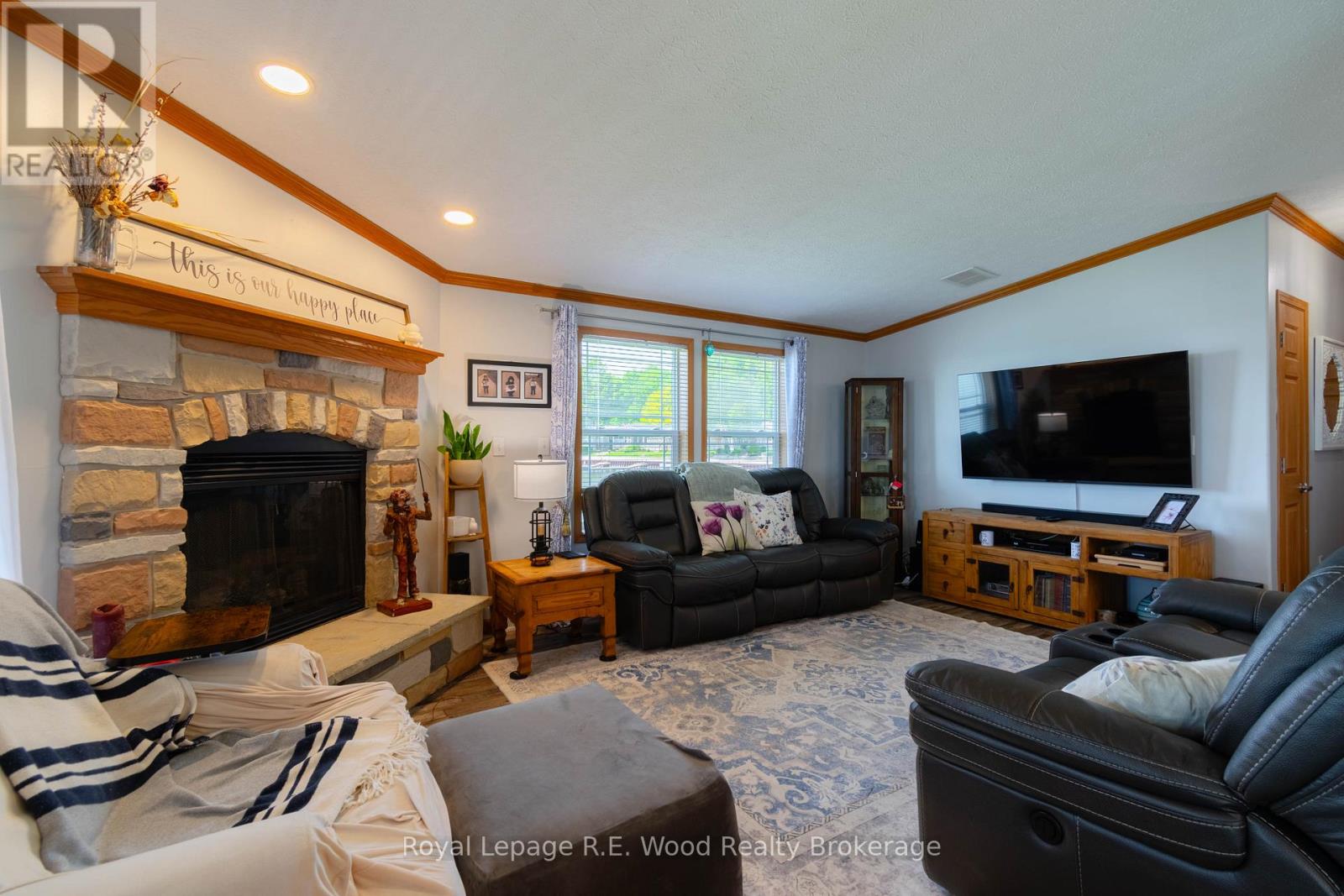 #84 340 FRONT ROAD - 16