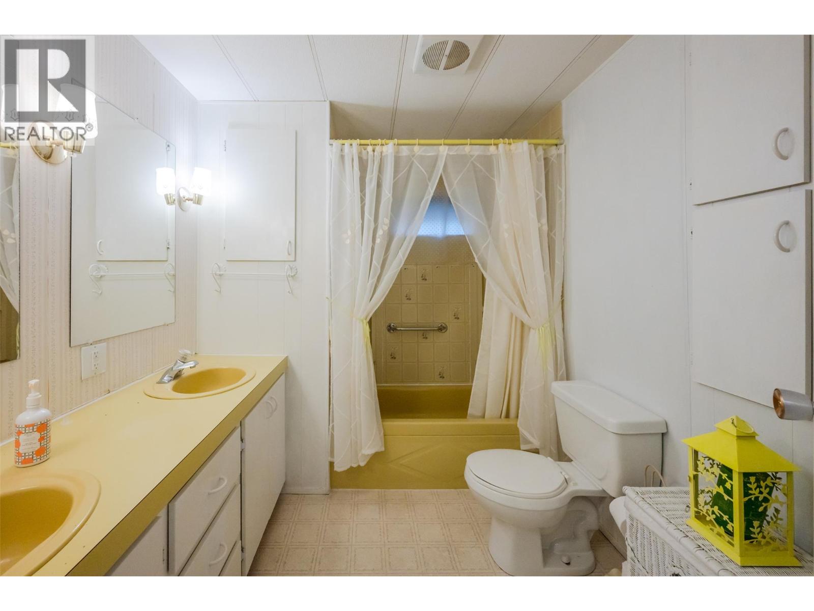 #5 6633 Park Drive - 15