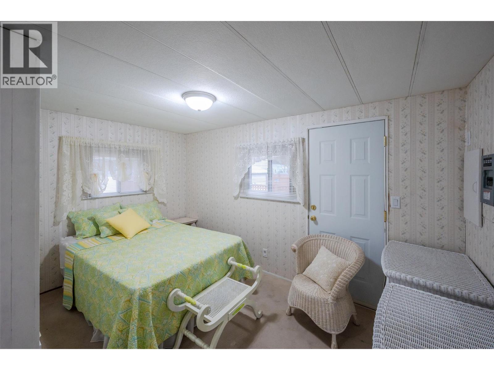 #5 6633 Park Drive - 17