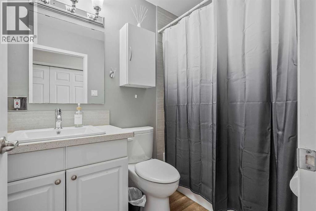 304, 855 Columbia Boulevard W - photo 4