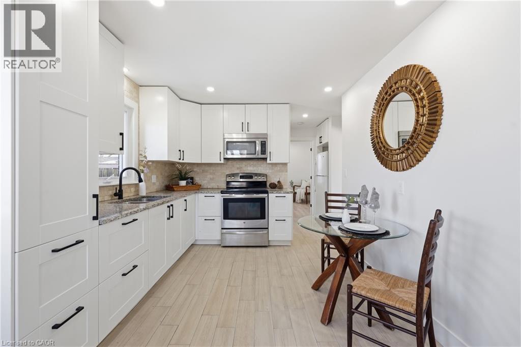 74 FREELTON Road - 11