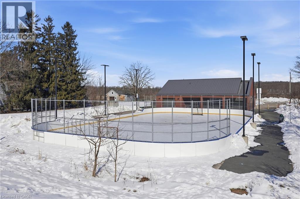 74 FREELTON Road - 25