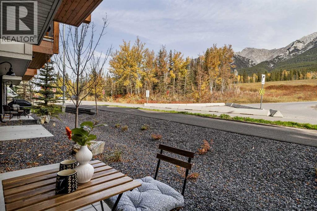 102, 1717A Mountain Avenue - photo 2