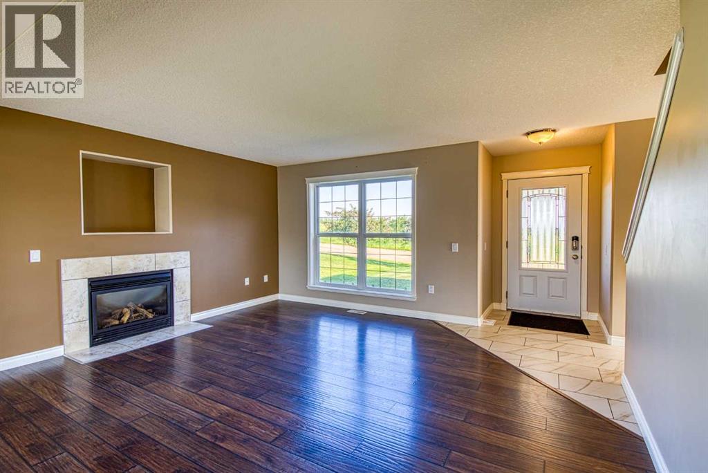 631 6a Street — photo 10
