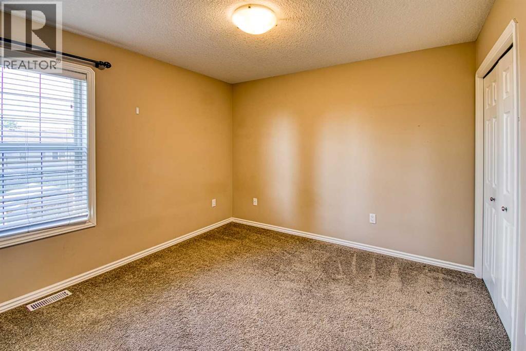 631 6a Street — photo 25