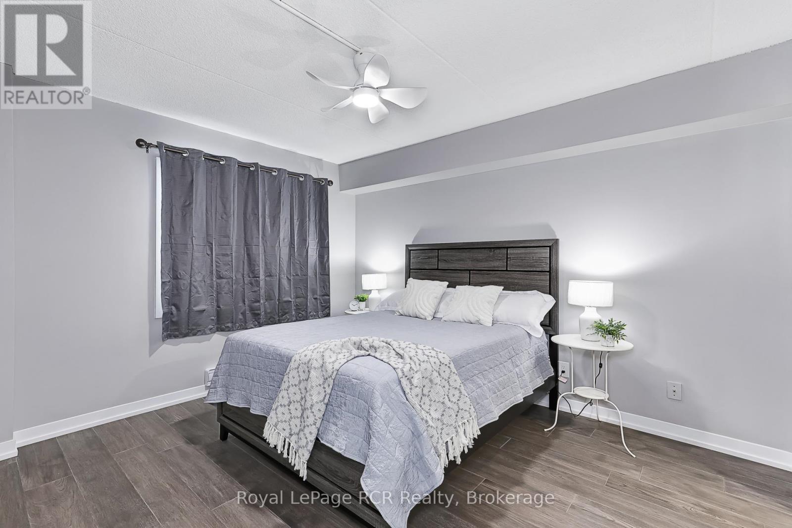 #80 21 DAWSON DRIVE - 14
