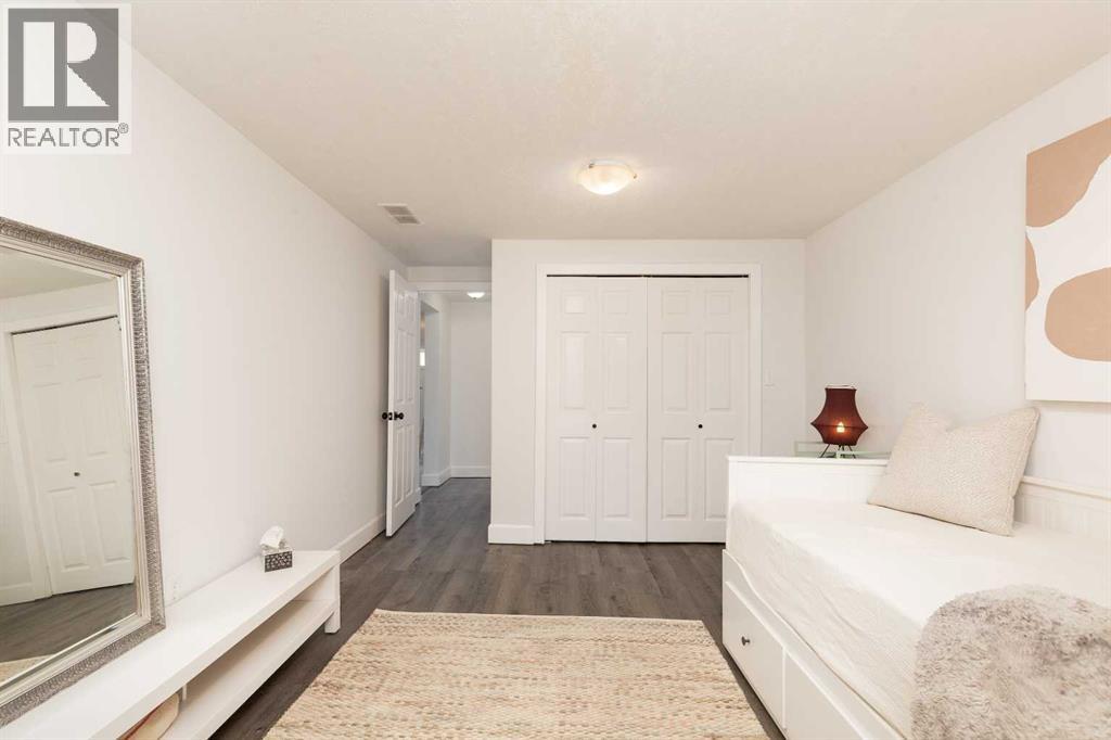 3008 11 Avenue S — photo 29