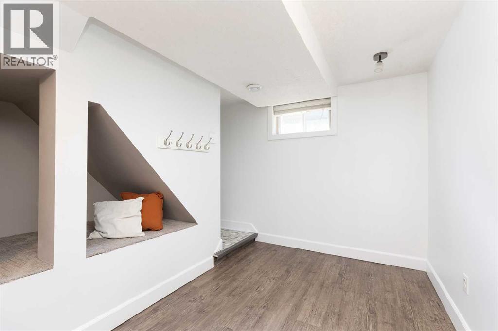 3008 11 Avenue S — photo 22