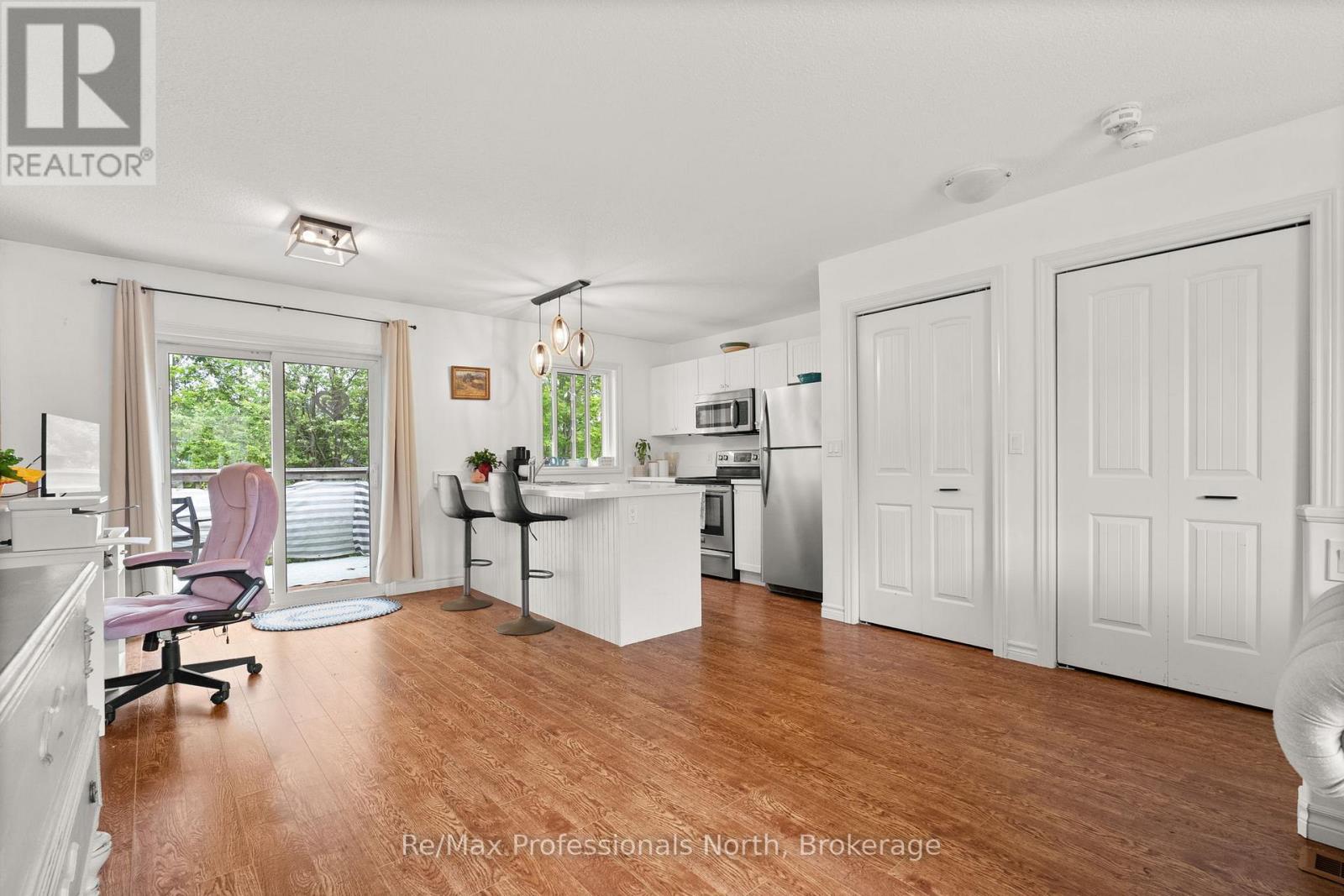 #68 200 PINE STREET - 7