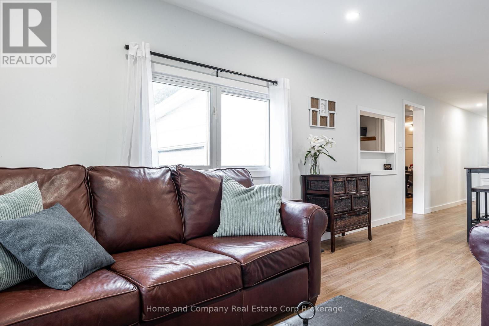 154 MAPLE STREET - 10