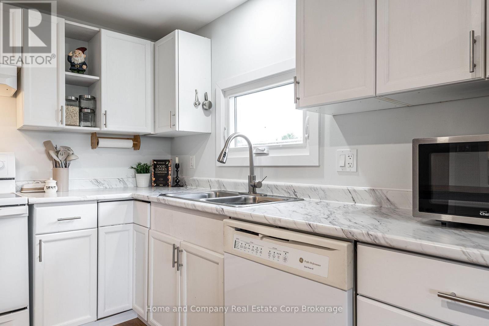 154 MAPLE STREET - 13