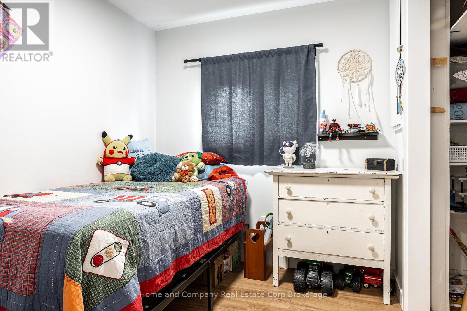 154 MAPLE STREET - 17