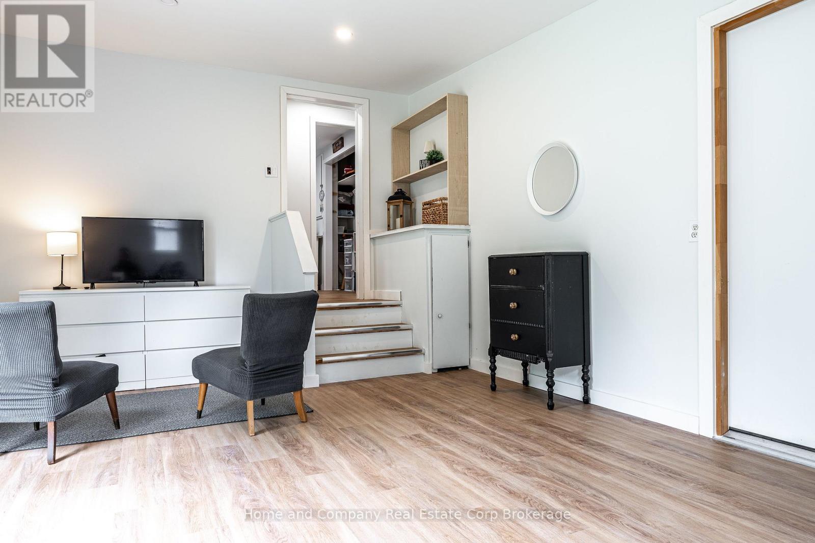 154 MAPLE STREET - 25
