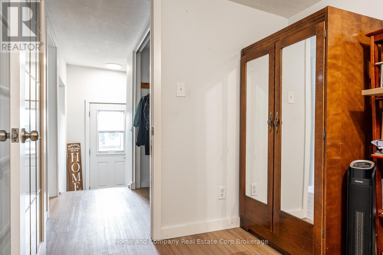 154 MAPLE STREET - 6