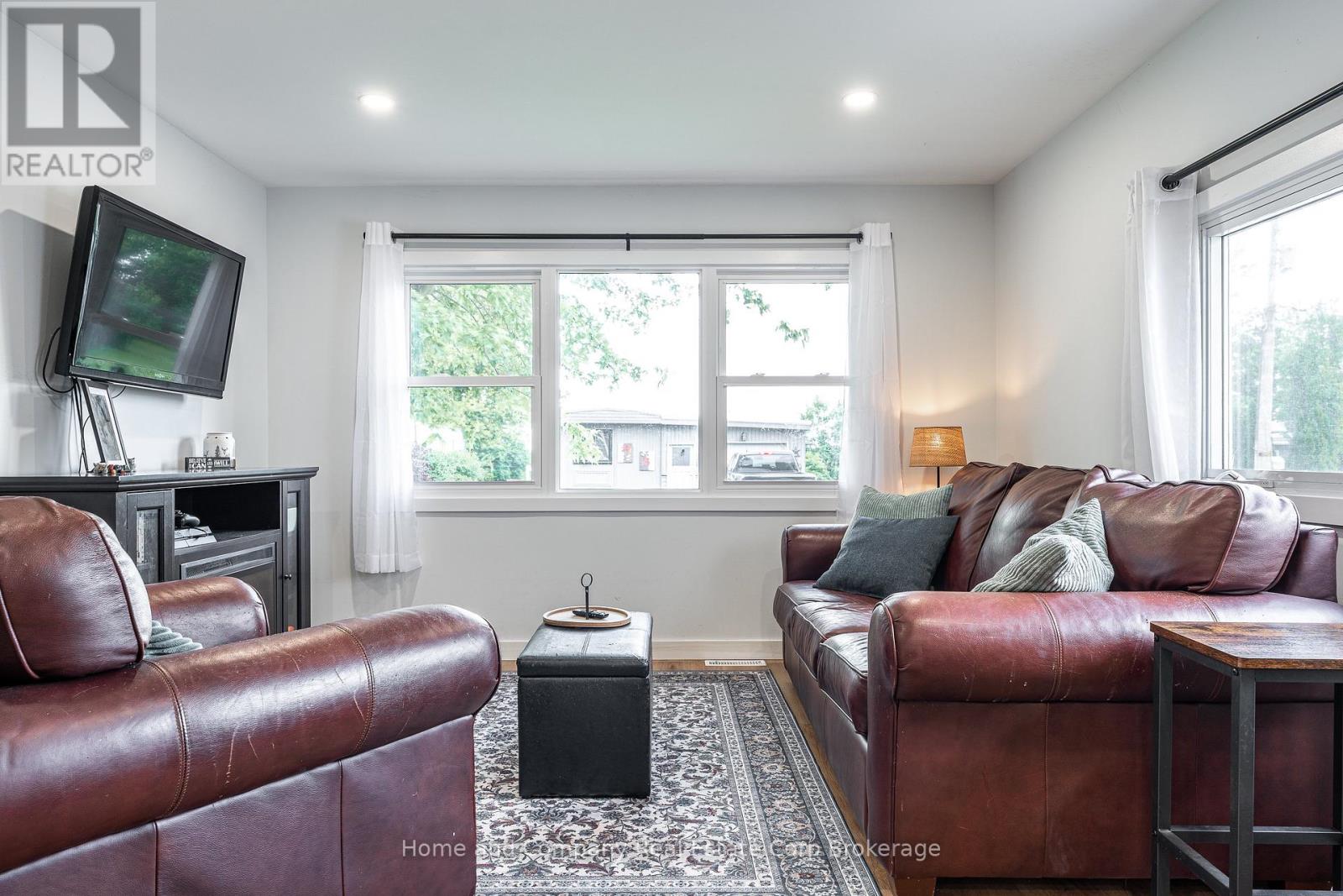 154 MAPLE STREET - 9