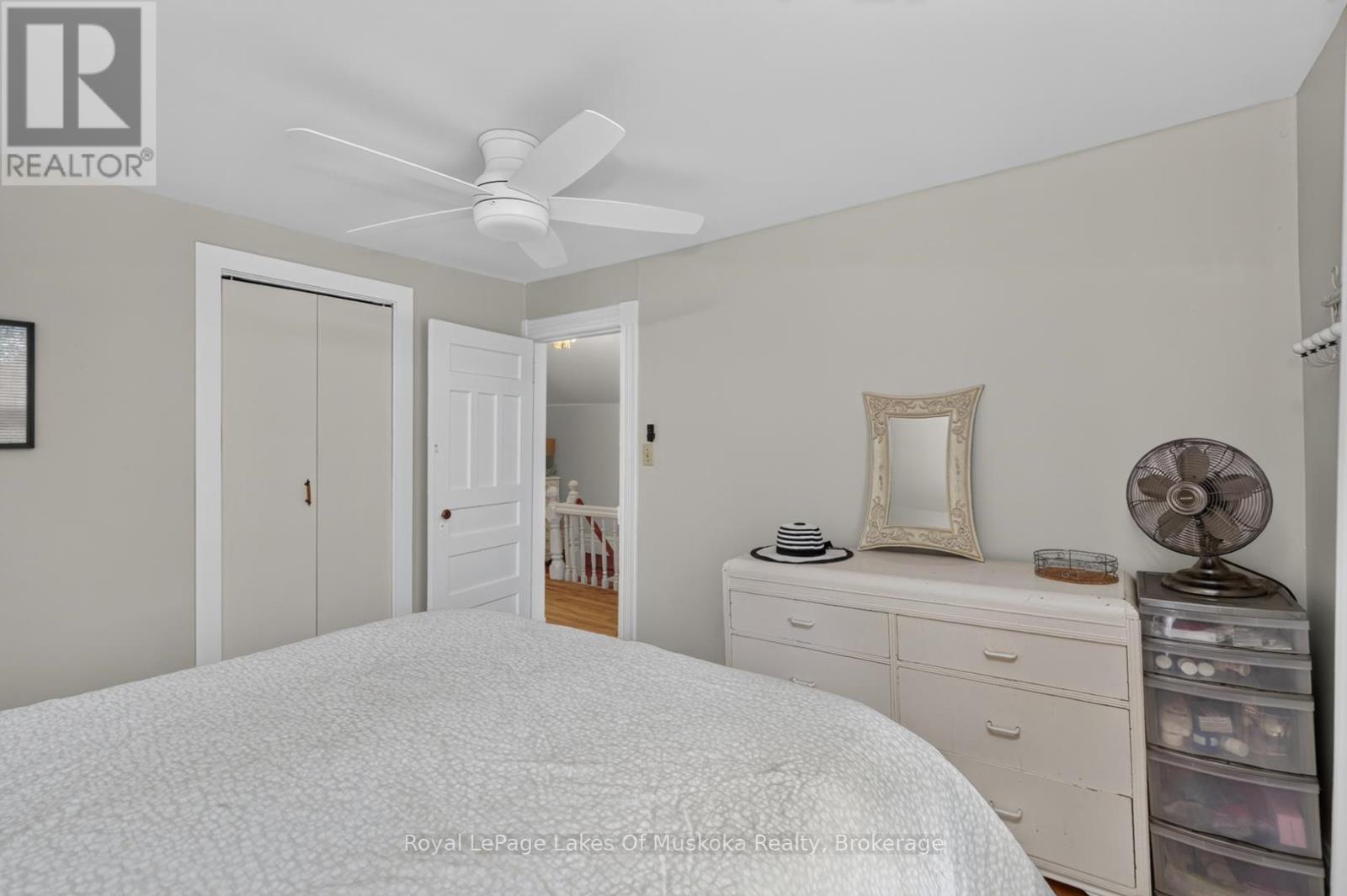 21 LAKEVIEW AVENUE W - 24
