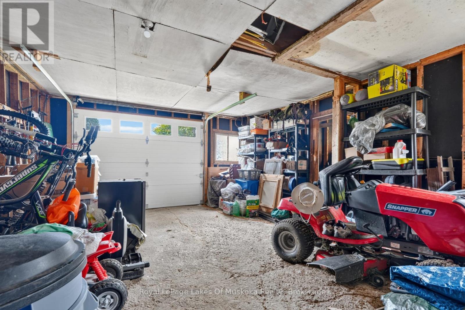 21 LAKEVIEW AVENUE W - 25