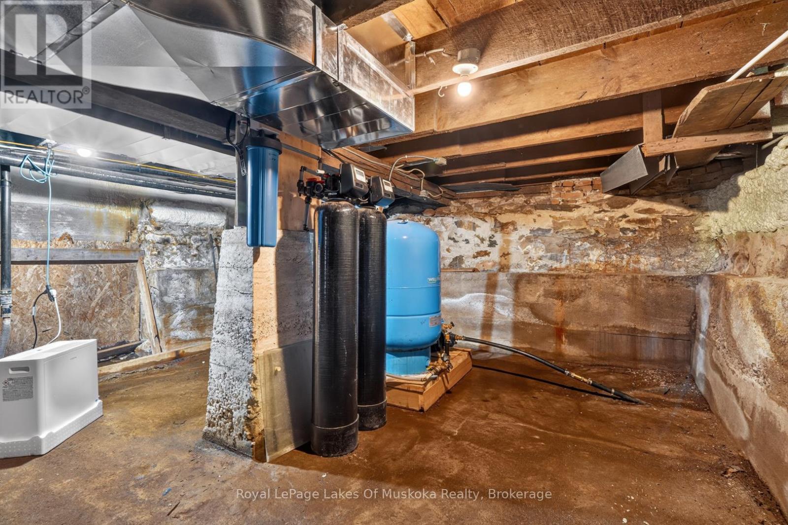 21 LAKEVIEW AVENUE W - 27