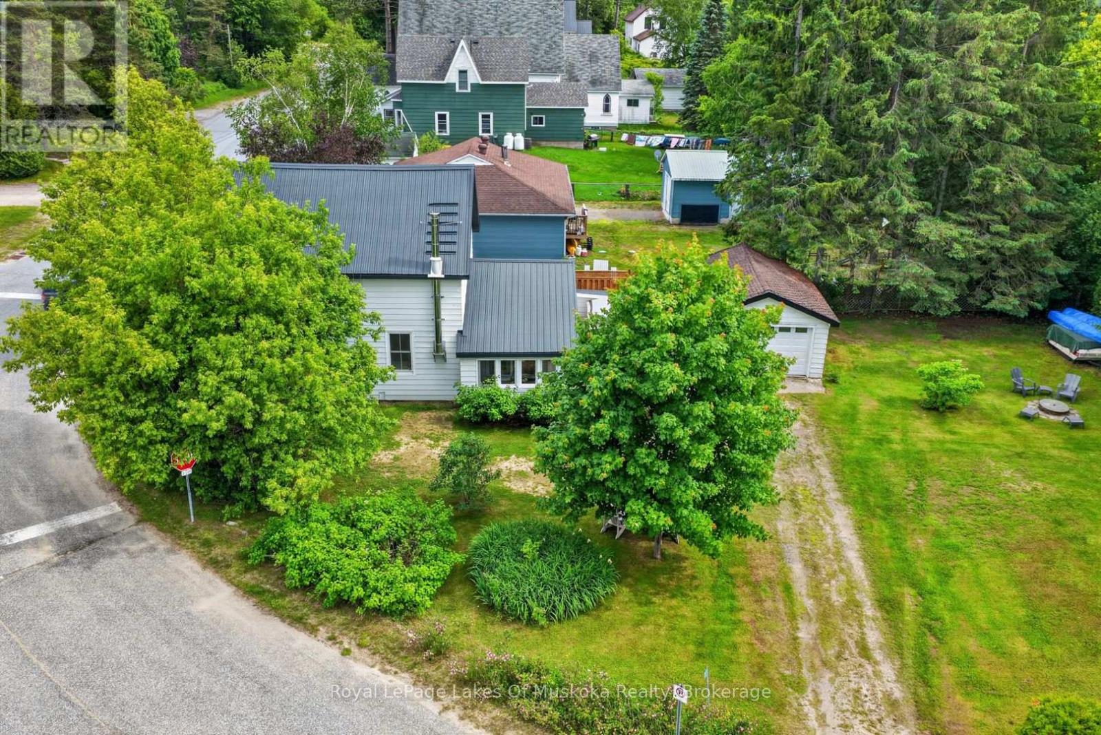 21 LAKEVIEW AVENUE W - 29