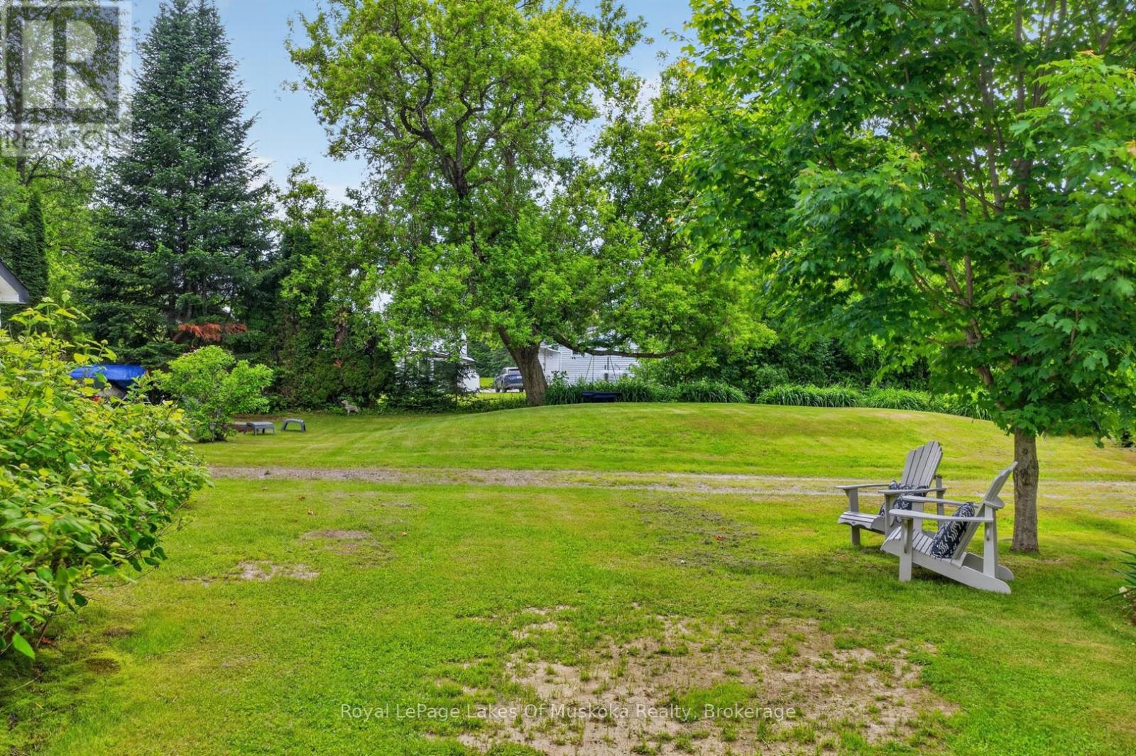 21 LAKEVIEW AVENUE W - 37