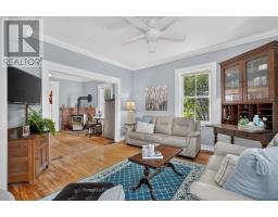 21 Lakeview Avenue W, Kearney, ON P0A1M0 Photo 16