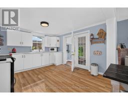 Bedroom 3 - 21 Lakeview Avenue W, Kearney, ON P0A1M0 Photo 8