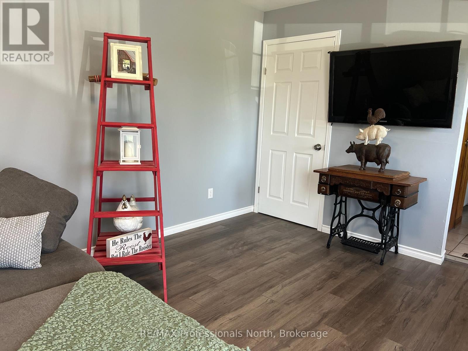 496 POTHIER ROAD - 8