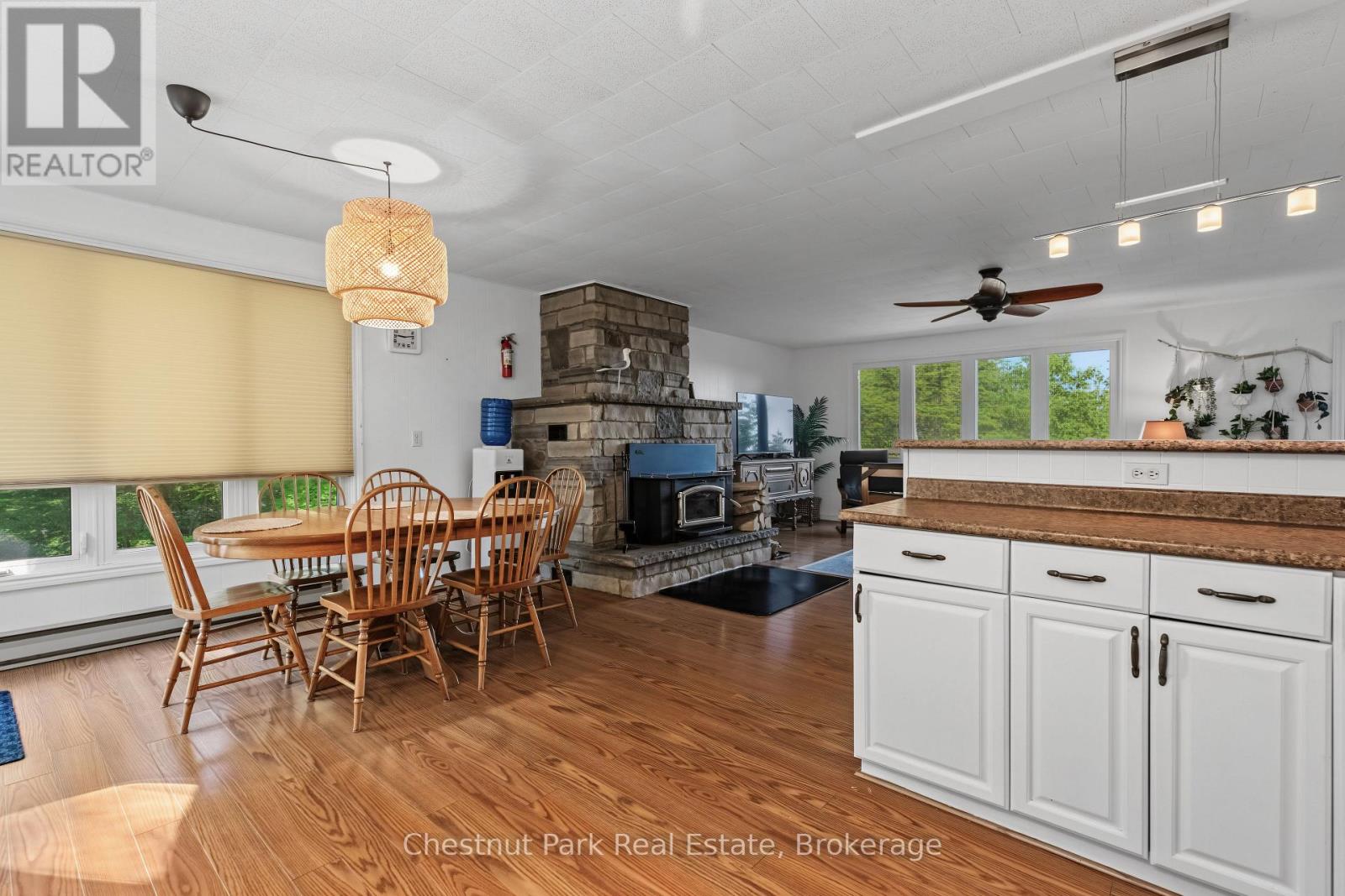 56 ZORRA DRIVE - 27
