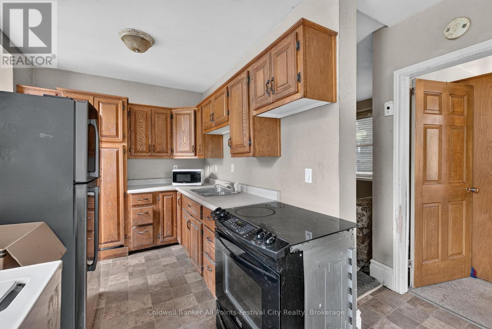 604 GOUGH STREET - 17