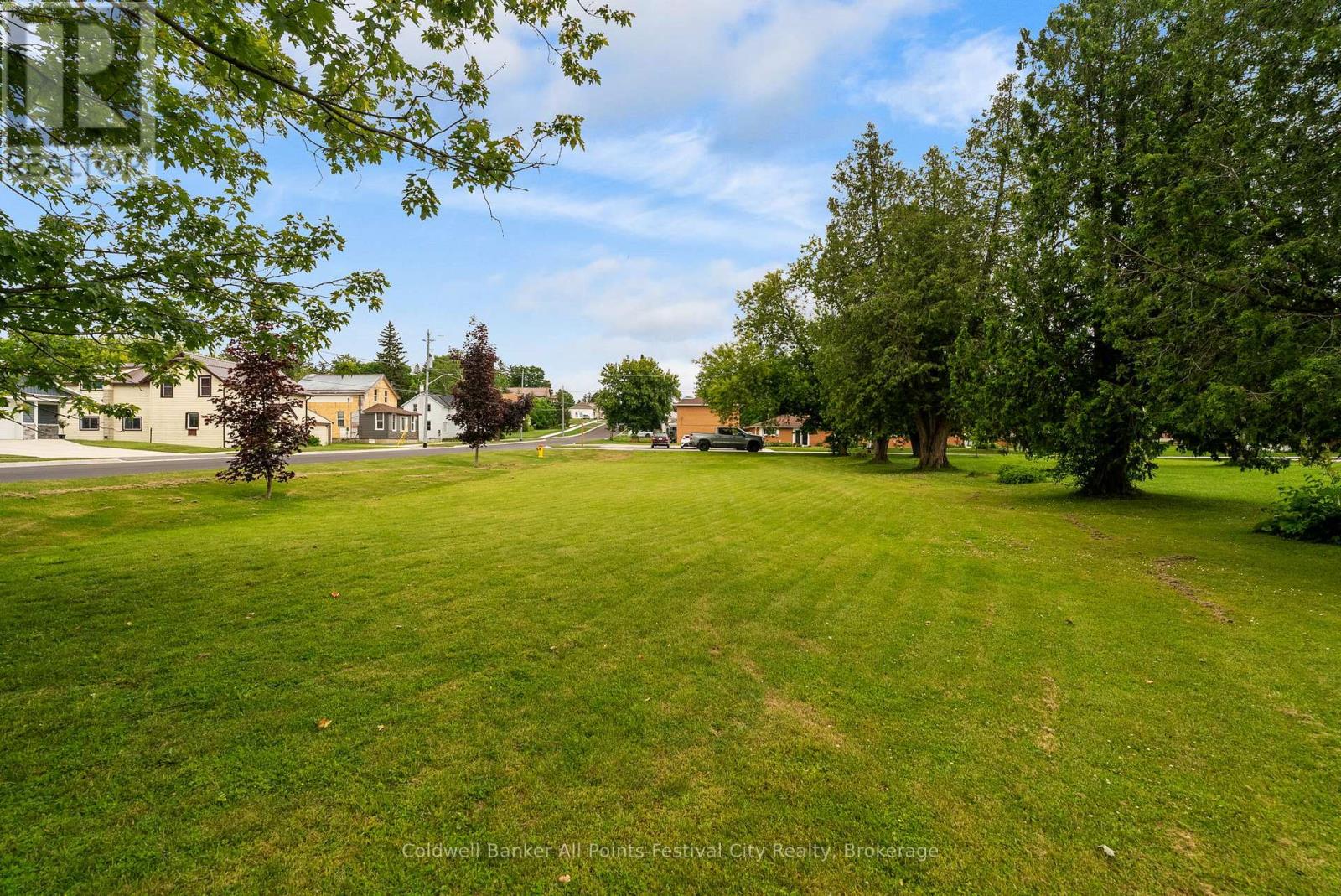 604 GOUGH STREET - 23